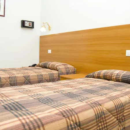 加利福尼亚酒店 3*