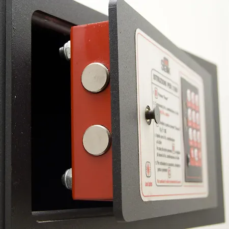 加利福尼亚酒店 阿里恰