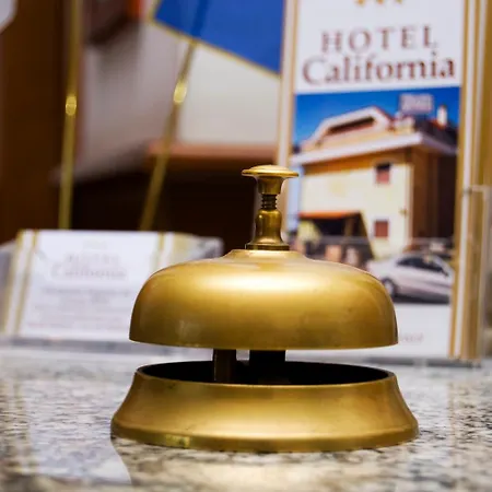 加利福尼亚酒店 3*