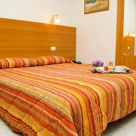 酒店 加利福尼亚酒店 3*