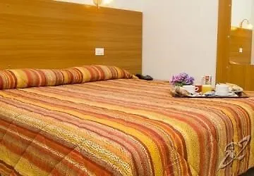 酒店 加利福尼亚酒店 3*